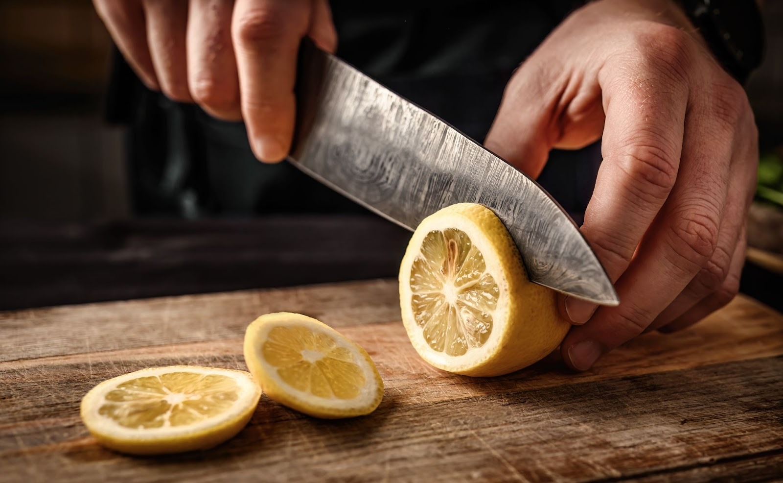 Professionelle Messerfertigkeiten